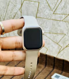 Apple watch series 8