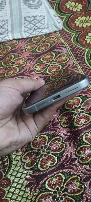iphone 15 pro max jv with box and original data cable 4
