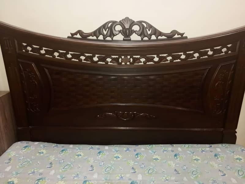 bed set with side tables and dressing 0