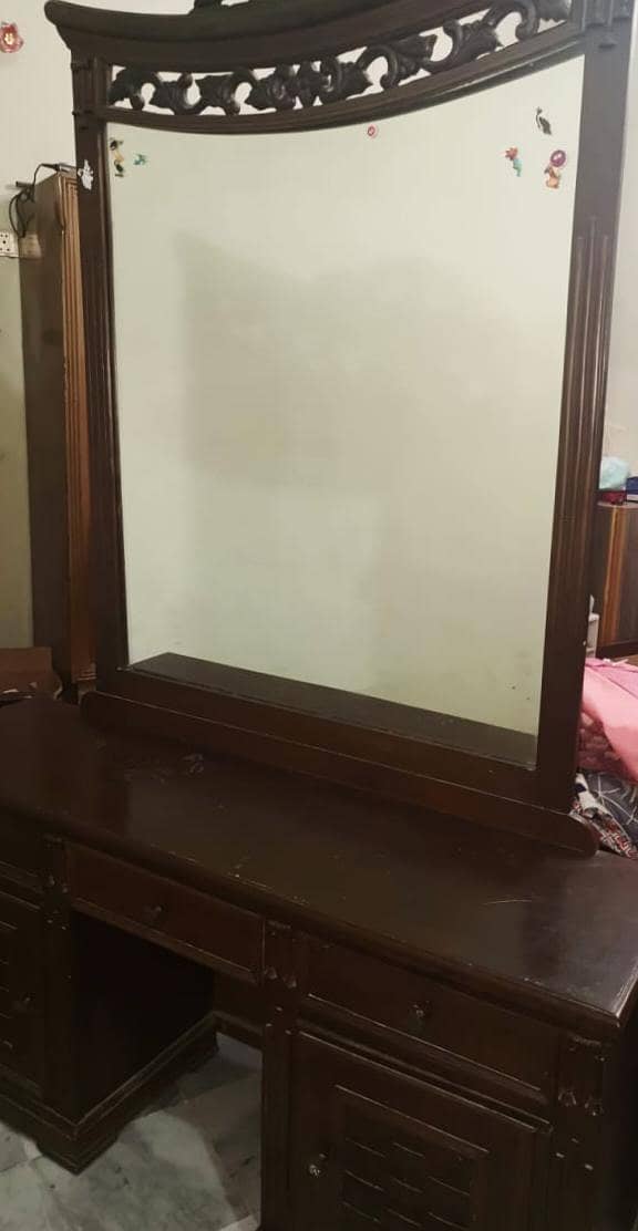 bed set with side tables and dressing 5