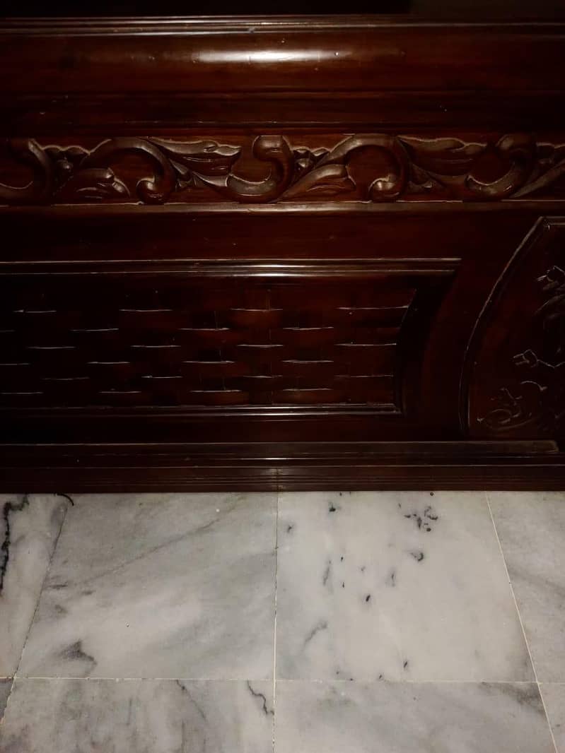 bed set with side tables and dressing 6