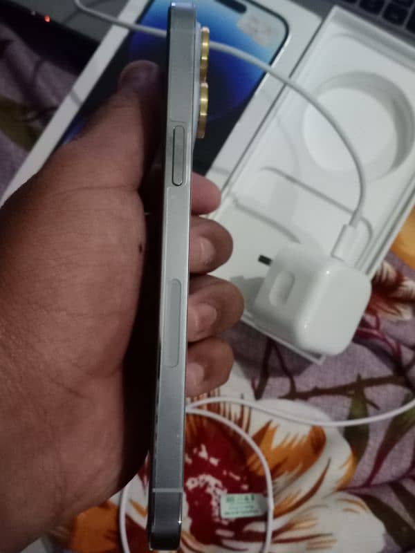 Iphone 14 Pro Max JV Complete Box ( 256GB) 2