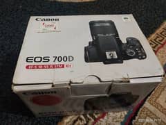 Canon 700D