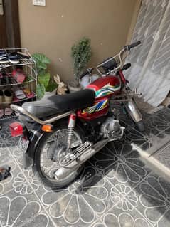 Safari bike in lush condition