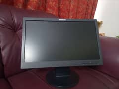 Lenevo 18.5/19 inch monitor