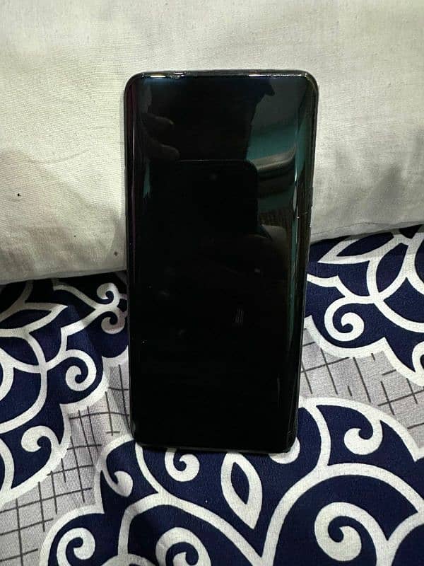 All okay 10by10 condition display clear without any shade 1