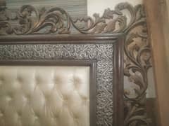 I am selling my bed set completed