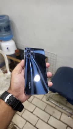 Realme C35 8/128 with complete box
