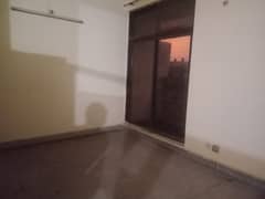 10 marla outstanding upper portion 2 bedroom in model town M block for rent