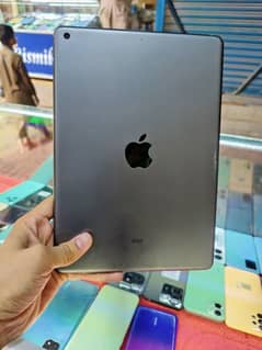 iPad 7th generation 32gb good condition all ok