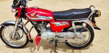 Honda CG 125 2016 Model Bike For Sale WhatsApp03185729839)