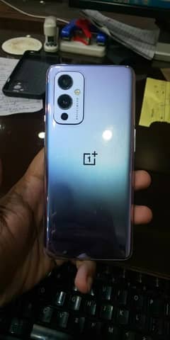one plus 9 8gb ram + 128 gb rom