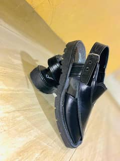 Men's Black Synthetic Leather Peshawari Chappal cash on delivery