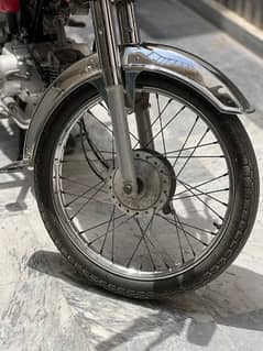 Honda cd 70 cc all ok documents ok he kio km ni hone wala