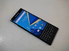 BlackBerry Priv BOHAT SAAF MINT condition Touch n keypad Non Pta