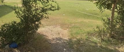 8.7 Marla Corner Plot Available For Sale In Shalimar Colony Usman Block Multan