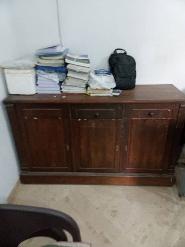 Dressing table and side table 0