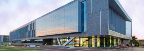8000 SQFT SQFT RENT Space for Hospital Health Software House IT company in the Heart of NEW Blue Area
