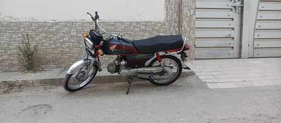 Honda 70 CD for sale bike available
