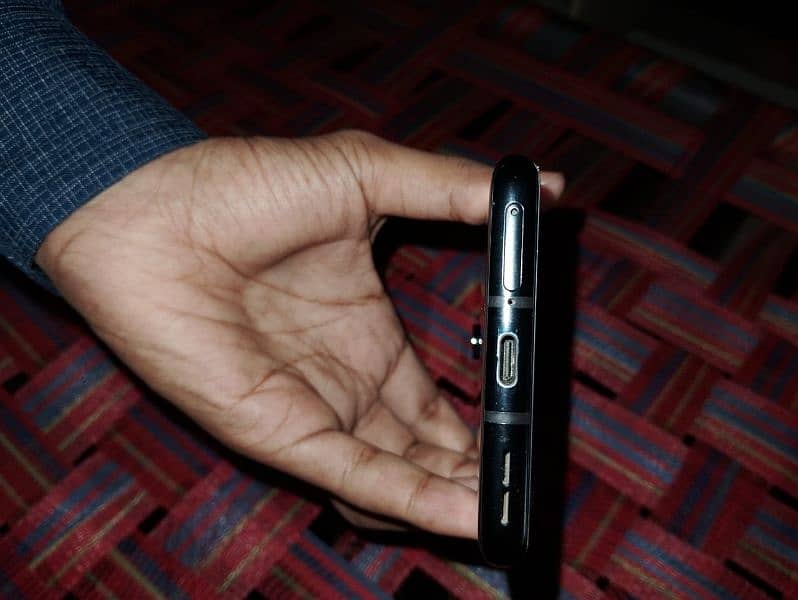 one plus 8pro 2 minar C lines Han screen py. 1