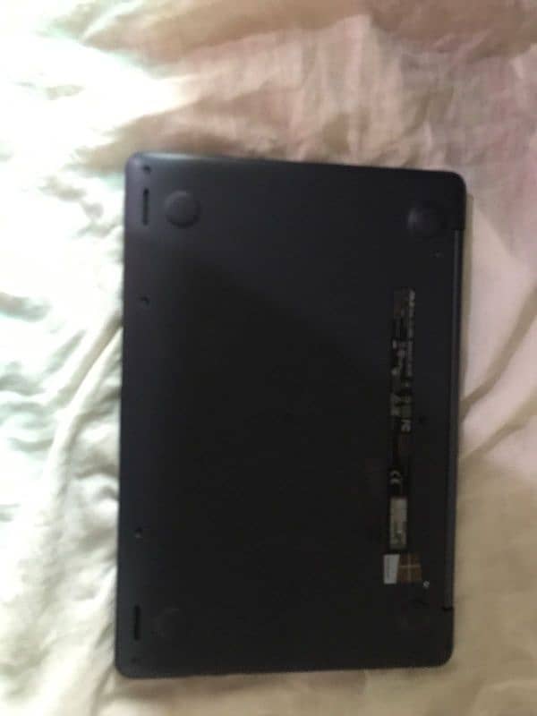Asus notebook e203n 1