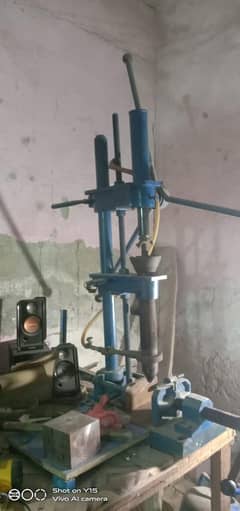 hand molding machine