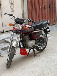 I want to sale my Honda 125 10/10 condition