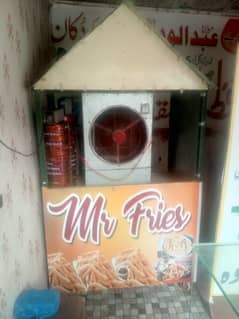 chips counter for sale in good condition