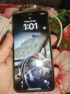 xs max 256 gb with cable only