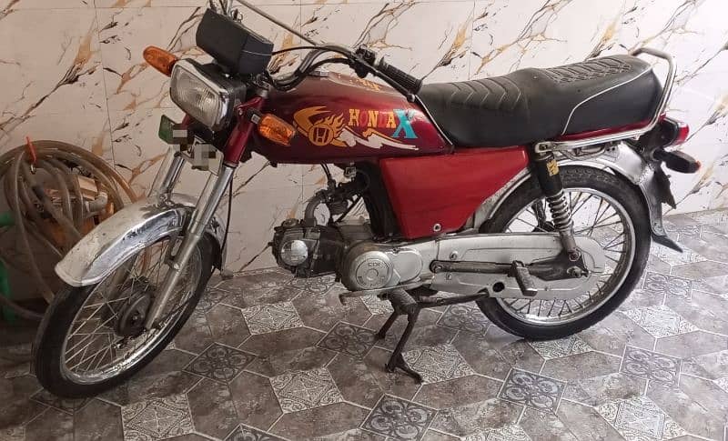 2016 Road prince 1st Owner Lahore Number  Zero300#4143#989 0