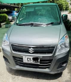 Suzuki Wagnor 2014 in good condition.