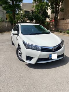 Toyota Corolla Altis 1.6 – 2014 – White – Excellent Condition