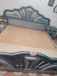 deco bed and dresser