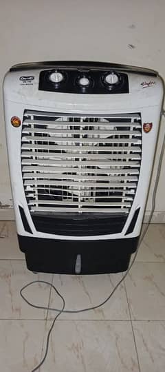 unitd cool master air collar. defence veiw Karachi