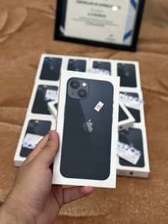 iPhone 13 128Gb Box pack Non pta Non active (0345-0502367)