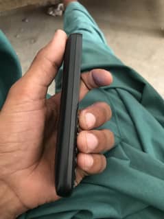 Dight mobile hotspot and call
