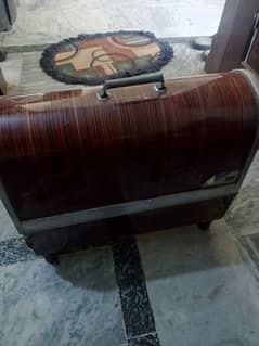 singer swing machine with moter urgent sale