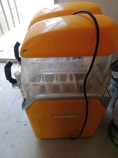 Slush ice cream machine