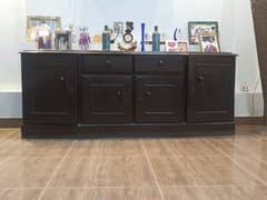 TV table Of Tali Wood