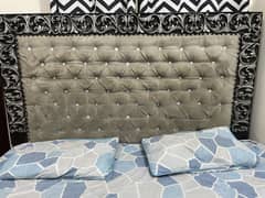 Bed set with dressing