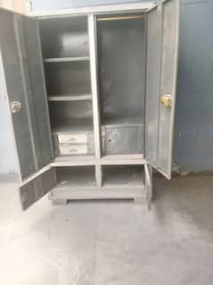 iron almari bhari chader ki 0.3. 2.3. 5.9. 6.0. 2.9. 0