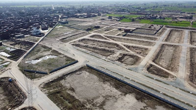 Ideal Prime Location Residential Plot In Gujranwala Available For Rs. 4800000 0