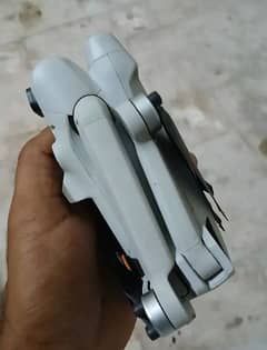 DJI
