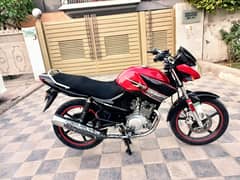 yamaha Ybr 2015  model  28500 km driven totally new bike