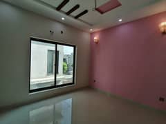 Book A 10 Marla Lower Portion In Gulshan-e-Ravi - Block G