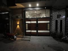 In Gulshan-e-Ravi Of Gulshan-e-Ravi, A 5 Marla House Is Available