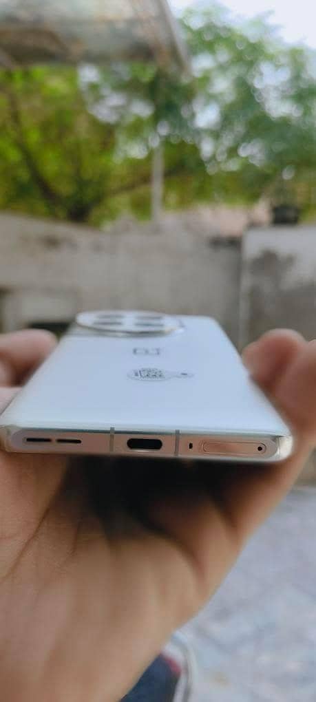 one plus 12 just box open 10/10 brand new unused condition 16GB/512GB 2