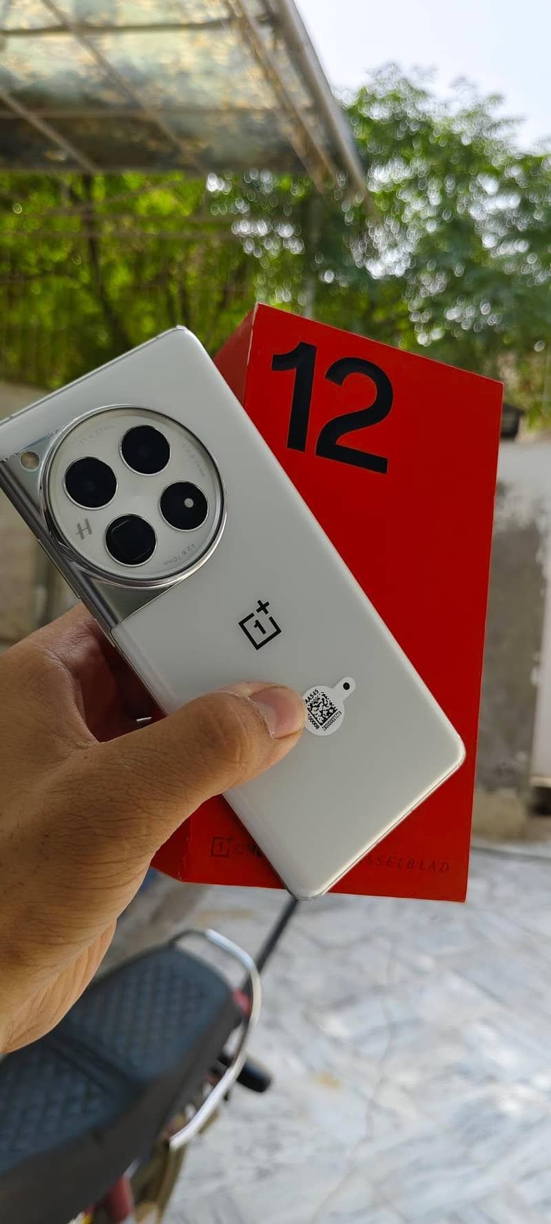 one plus 12 just box open 10/10 brand new unused condition 16GB/512GB 9