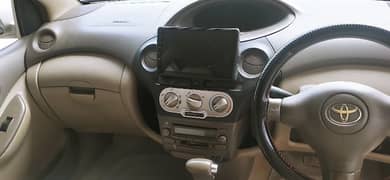 Toyota Platz 2004