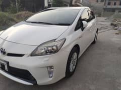 Toyota Prius G touring 2013 Available 2016 Import 2nd Owner